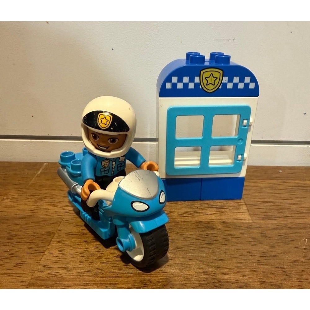 LEGO Police Bike DUPLO 10900 Complete Set Police Officer